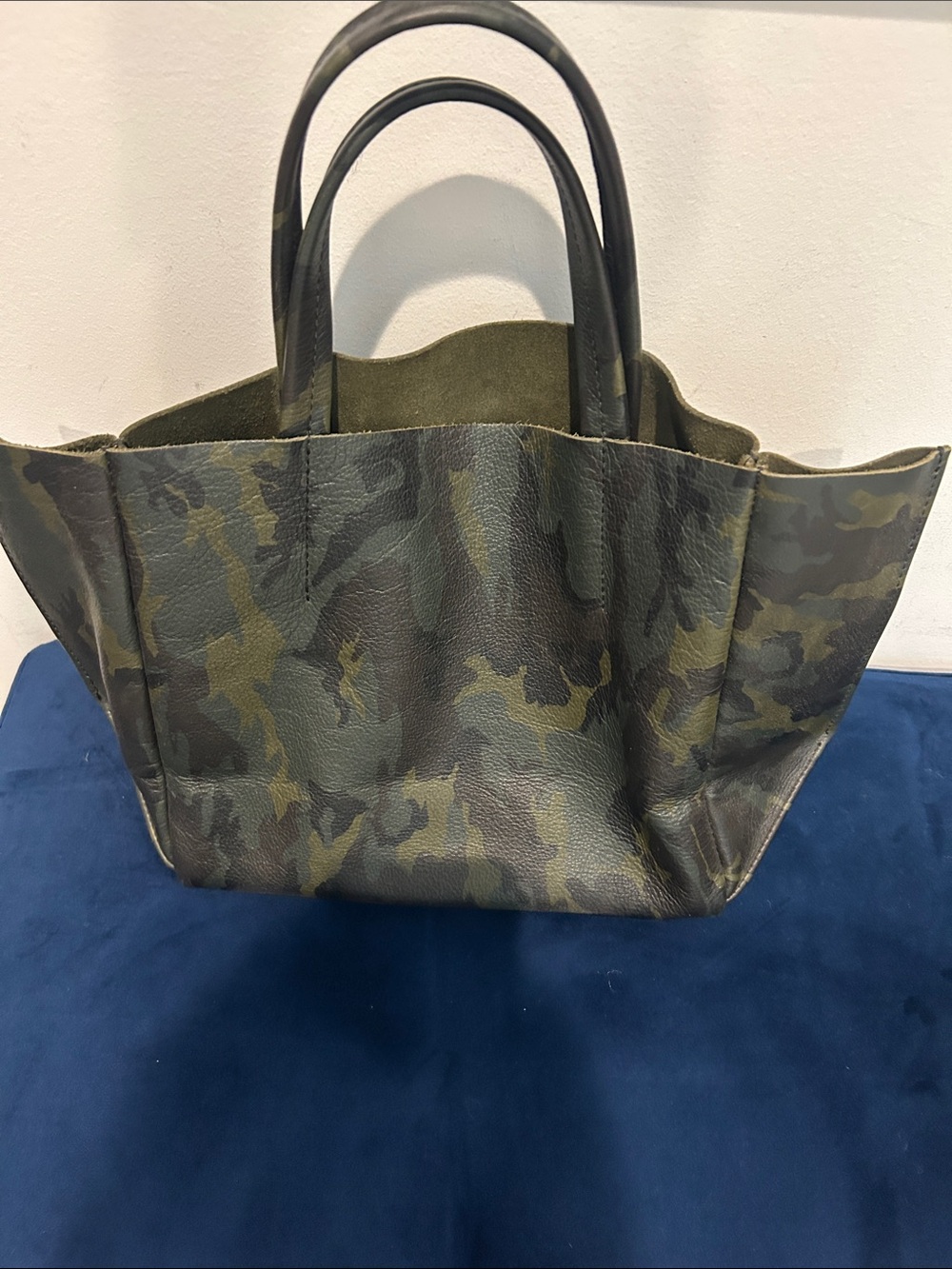 Camouflage Tote Bag in Green - Picture 2 of 4